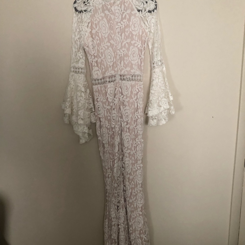 Lace bell sleeve maxi dress